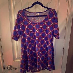 LulaRoe Perfect T Large